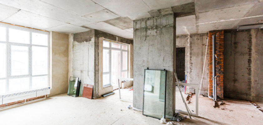 間仕切り工事、床下配線工事を協力会社によって施工し、減額に成功