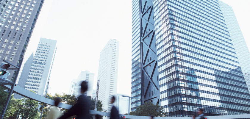 契約書に記載の無い負担項目の免除、その他単価や経費率を見直すことで減額に成功